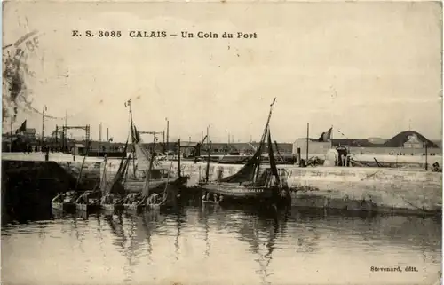 Calais - Un Coin du Port -476650