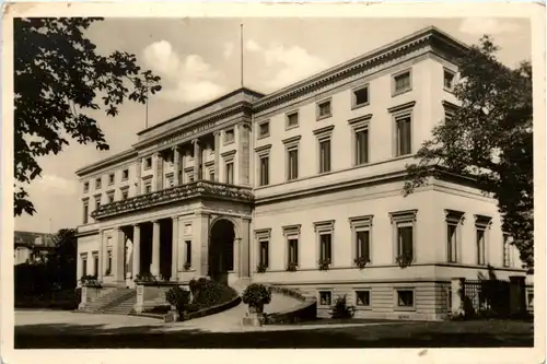 Stuttgart, Ehrenmal der deutschen Leistung im Ausland -375986