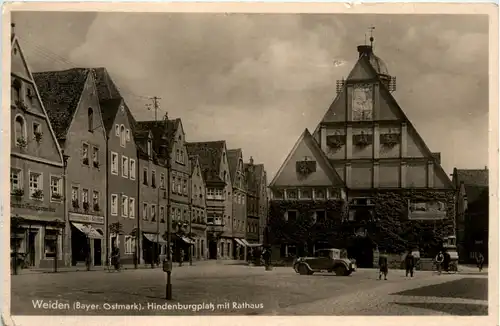 Weiden, Hindenburgplatz mit Rathaus -376166