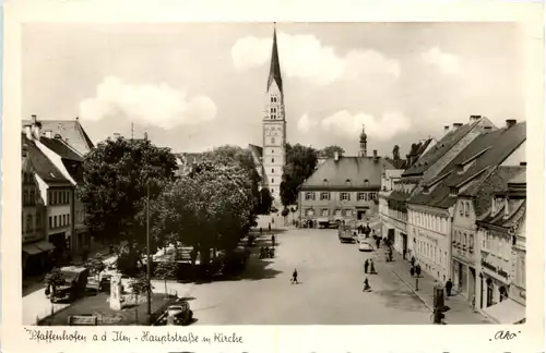 Pfaffenhofen, Hauptstrasse mit Kirche -375020