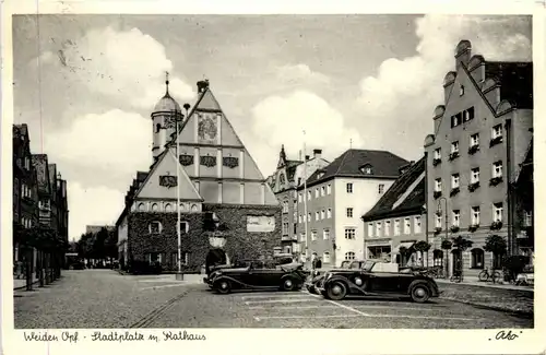 Weiden, Stadtplatz mit Rathaus -376216