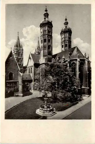 Naumburg, der Dom, Blick von Südosten -377858