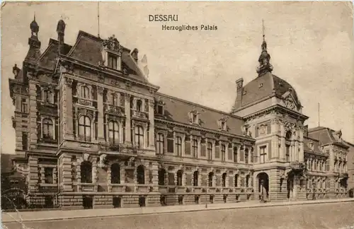Dessau, Herzogliches Palais -377638