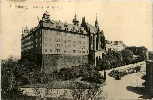 Altenburg, Schloss mit Auffahrt -378256