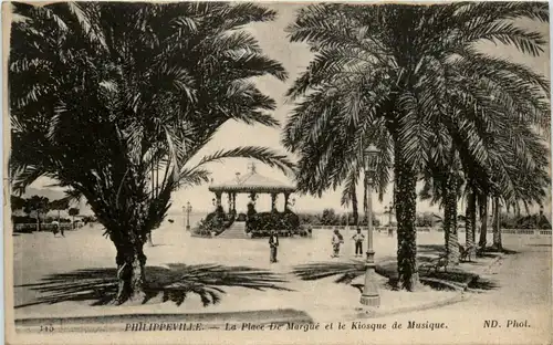 Philippeville, La Place de Margue et le Kiosque de Musique -362950