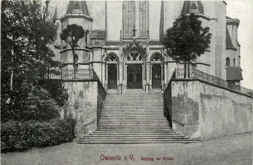 Oelsnitz i. V., Aufgang zur Kirche -380810