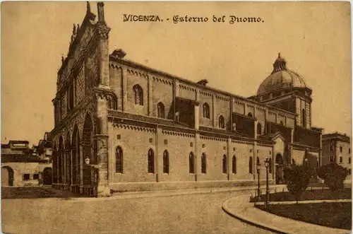 Vicenza - Esterno del Duomo -443842