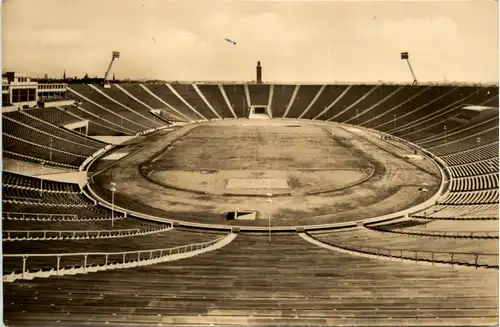 Leipzig, Stadion der hunderttausend -381640