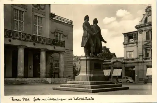 Weimar, Goethe- und Schillerdenkmal am Nationaltheater -381788