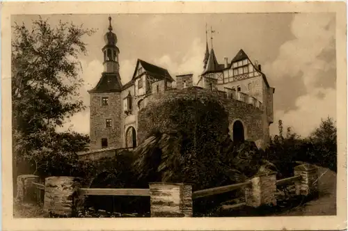 Burg Lauenstein, Auffahrt und Torwartshaus -382064