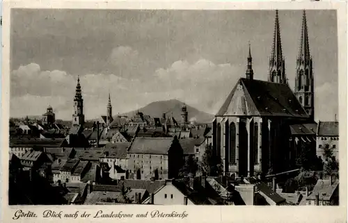Görlitz, Blick nach der Landeskrone mit Peterskirche -382710