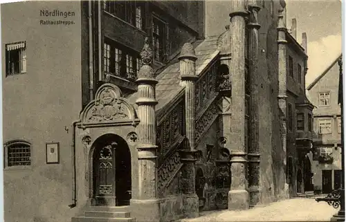 Nördlingen, Rathaustreppe -383464