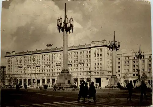 Warszawa - Plac Konstytucji -447802