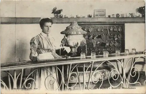 Vichy, Source Mesdames -364596