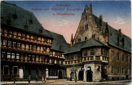 Halberstadt, Rathaus vom Eischmarkt aus gesehen u. Haupteingang -386074