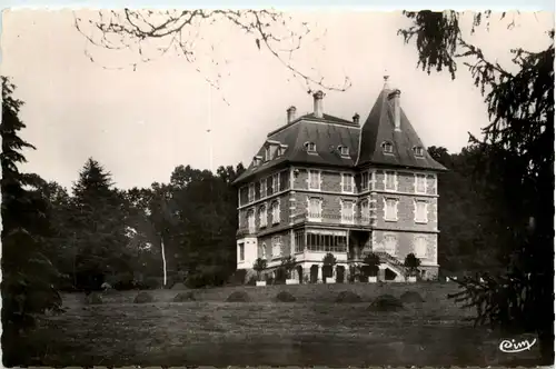 St-Denis-de-Cabanne, Chateau de la Durie -365536