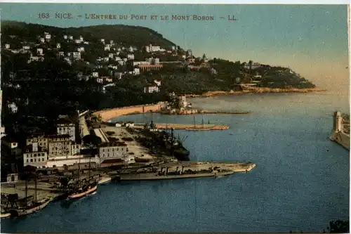 Nice, LÈntree du Port et le Mont Boron -366526