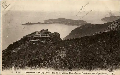 Eze, Panorama et le Cap Ferrat vus de la Grande Corniche -367026