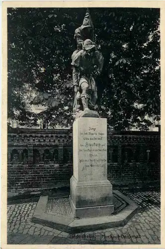 Hildesheim, Huckauf-Denkmal -388374