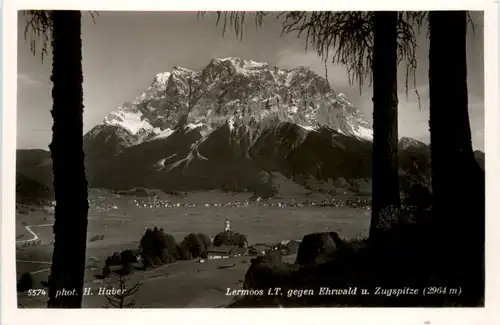 Leermoos i.T. gegen Ehrwald u. Zugspitze -388268