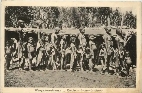 Deutsch Ost Afrika - Wanyaturu Frauen und Kinder -99014
