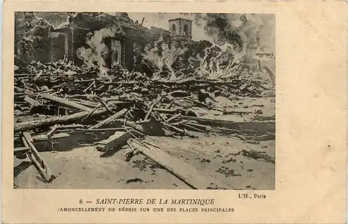 St. Pierre Martinique -448560