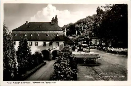 Abtei Kloster Eberbach, Pfortenhaus-Restaurant -389922