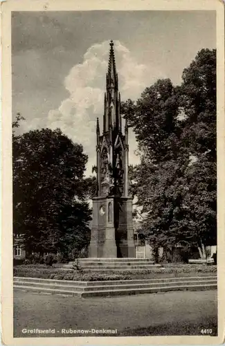 Greifswald, Rubenow-Denkmal -388744