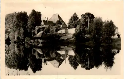 Grillenburg, Gondelteich mit Els-Fenske-heim -389480