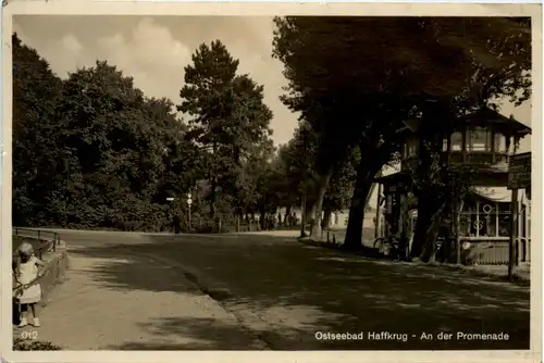 Ostseebad Haffkrug, an der Promenade -390546