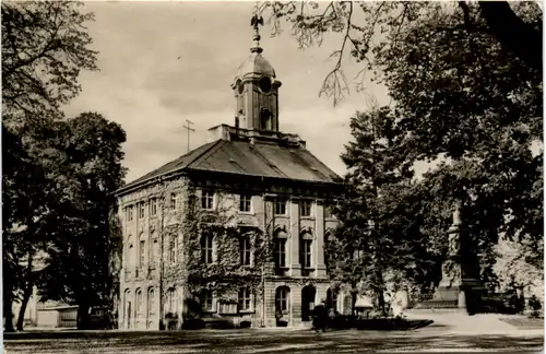 Templin, Markt mit Rathaus -390924