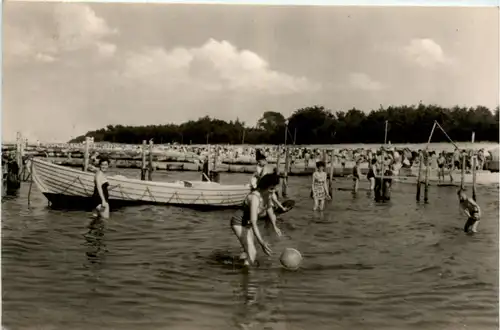 Zingst, Strandleben -390738