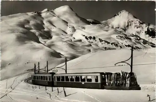 Jungfraubahn mit Lauberhorn -452730