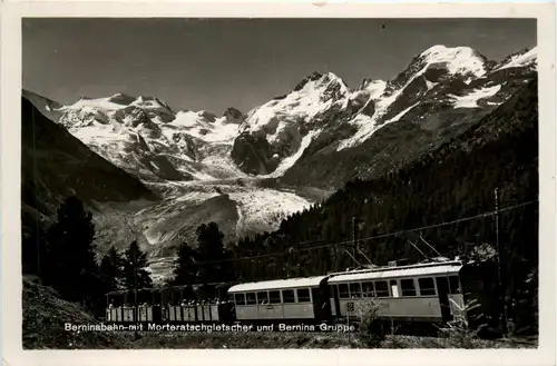Berninabahn mi orteratsgletscher -452928