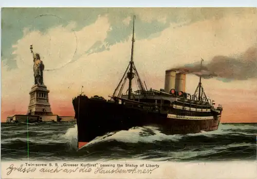 SS Grosser Kurfürst passing Statue of Liberty -479190