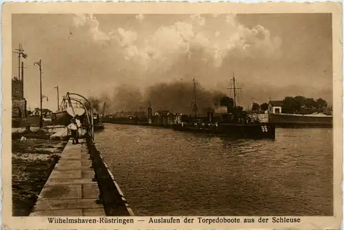 Wilhelmshaven-Rüstingen - Auslaufen der Torpedoboote aus der Schleuse -480508