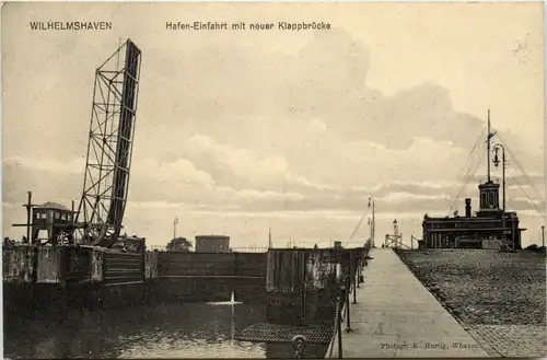 Wilhelmshaven - Hafen-Einfahrt -480890