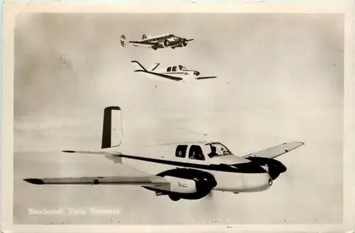 1951 Beechcraft Twin Bonanzas -484390