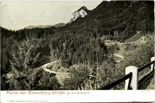 Partie der Kesselberg Strasse gegen den Kienstein -94674