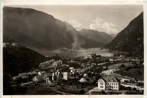 Odda - Hardangerfjord -94830