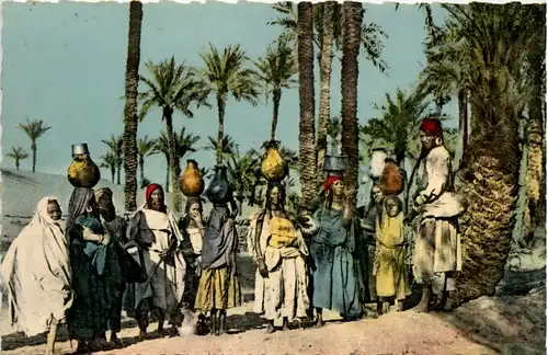 Porteuses d eau -485330