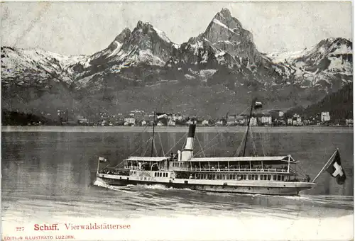 Vierwaldstättersee - Schiff -484926
