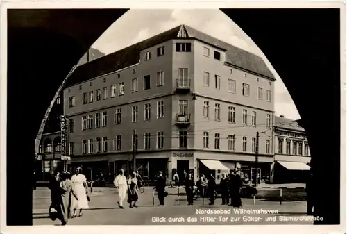 Wilhelmshaven - Blick durch das Hitler Tor -483742