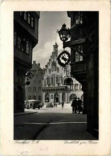 Frankfurt a.M. - Durchblick zum Römer -367876