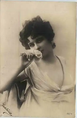 Frau - Woman -486162