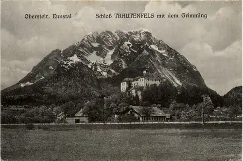 Obersteir. Ennstal, Schloss Trautenfels mit dem Grimming -369796