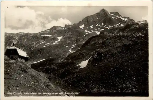 Eduard Pichlhütte am Wojalersee mit Rauchkofel -369816