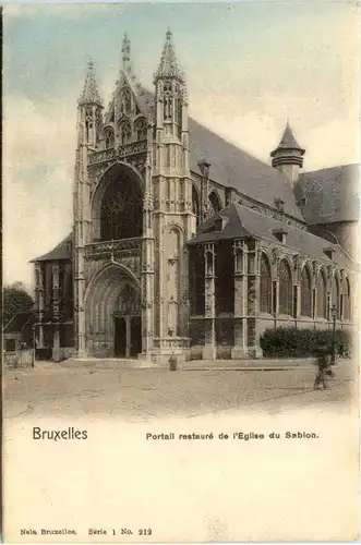 Bruxelles - Portail restaure de l Eglise du Sablon -486138