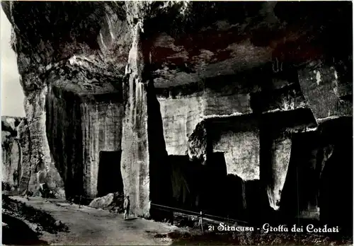 Siracusa - Grotta dei Cardati -486438