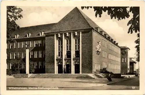 Wilhelmshaven - Marine Stationsgebäude -488212